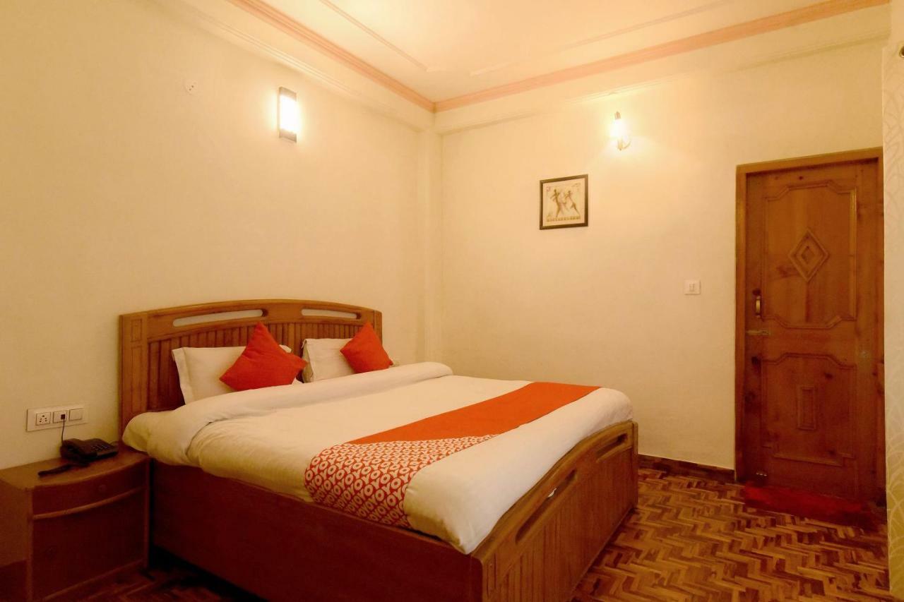 Oyo 7138 Acharya Cottage Manāli Exterior foto