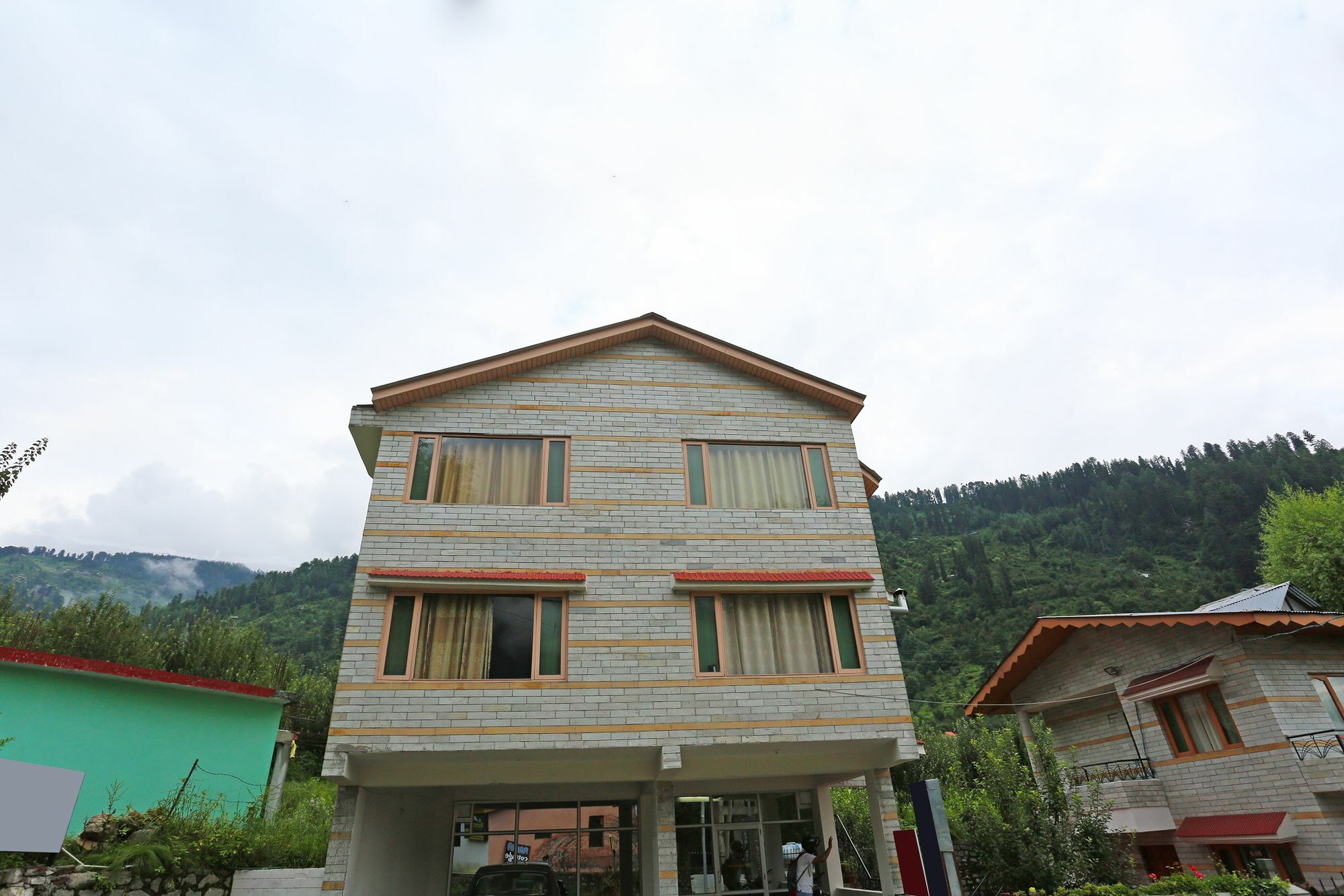 Oyo 7138 Acharya Cottage Manāli Exterior foto